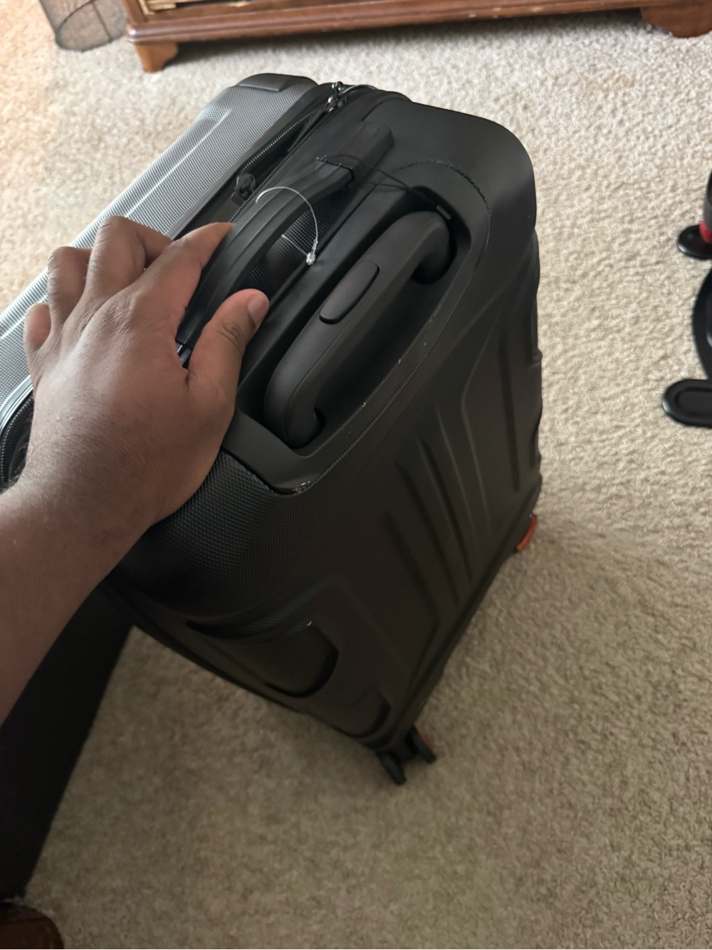 Dockers Medium Rolling Suitcase – Black Luggage – Never Used